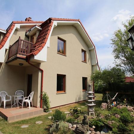 Apartment 4 Ревал Екстериор снимка